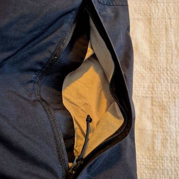 The North Face Inlux Insulated Jacket - Picture 8 of 9